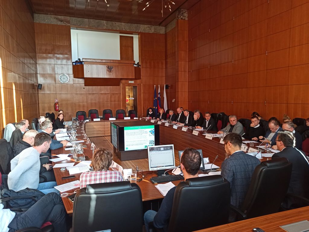 Gorenjski župani so se sestali na zadnji letošnji seji Sveta regije 