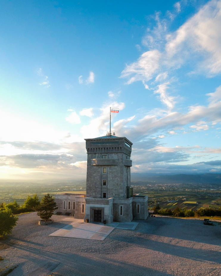 Obvestilo o zaprtju Pomnika braniteljem slovenske zemlje na Cerju