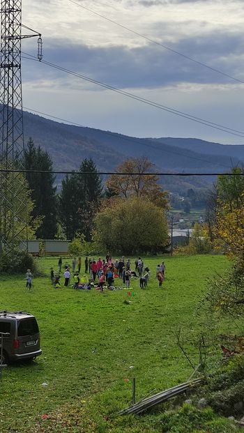 Jesenski kros letos na travniku v naselju Pečno