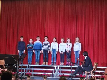 Letni koncert Otroško mladinskega pevskega zbora KD Kropa 